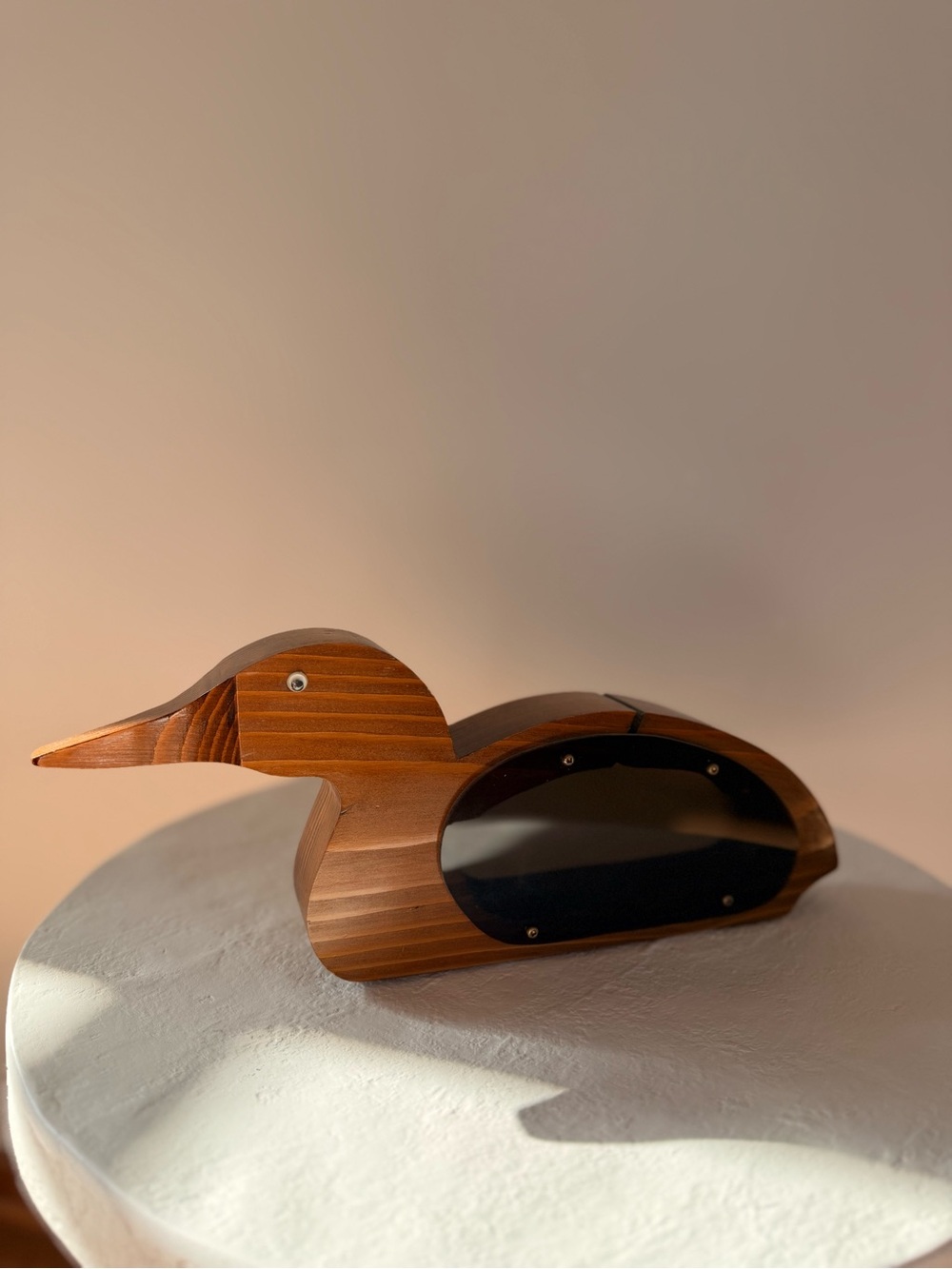 VINTAGE HANDCRAFTED WOODEN LOON PIGGY BANK COTTAGE-CORE MID-CENTURY CABIN-CORE - Picture 3 of 10